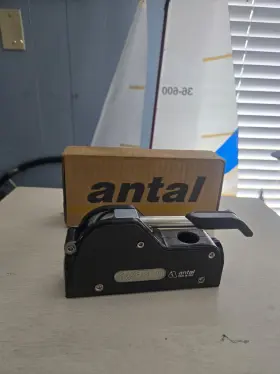 507.111 Antal Rope Clutch V-grip