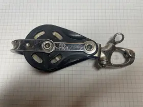 Fg5033 Fico Australia Swivel Sailing Block With Snap Shackle And Becket - Smooth Fg5033 Fico Australia Swivel Sailing Block With Snap Shackle And Becket - Smooth