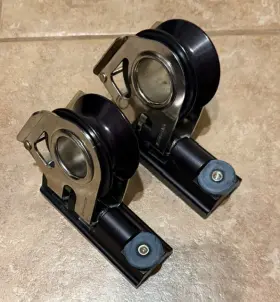 Llc-2 Garhauer Pair Of Low Lead Genoa Cars - 1.25 Inch Track
