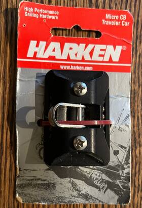 Harken 097653105176 2700 Micro Cb Traveler Car With Pivoting Shackle High Performance