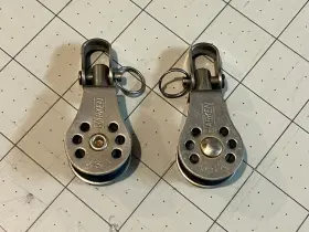 H292 Harken Pair Of 22 Mm Swivel Blocks