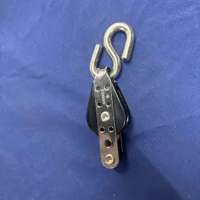 Hr169 Harken Single Bullet Block With Becket And S-hook