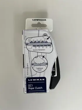 29101108bk Lewmar D1 6-8mm Single Rope Clutch Black 29101108bk Lewmar D1 6-8mm Single Rope Clutch Black