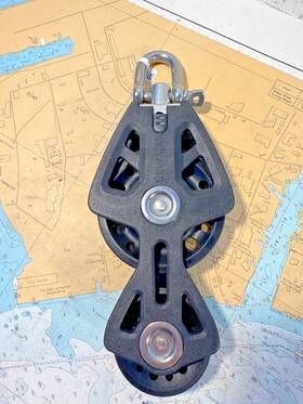 Lewmar 29929031bk 90mm Synchro Block - Fiddle Mfg #