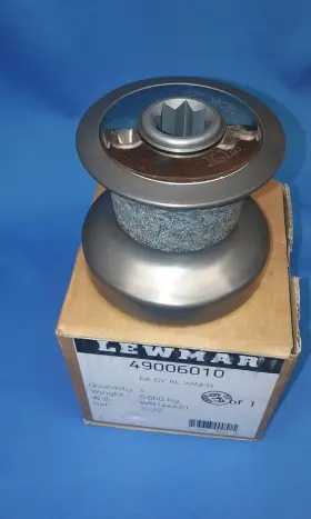 49006010 Lewmar #6 One-speed Aluminum Non-self-tailing Winch Bronze One-piece Center