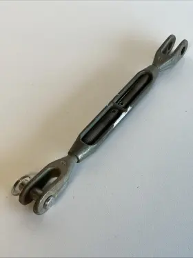 C1587251 Merriman Brothers C158725 Bronze 7/16 Inch Jaw-jaw Turnbuckle Appears Unused C1587251 Merriman Brothers C158725 Bronze 7/16 Inch Jaw-jaw Turnbuckle Appears Unused