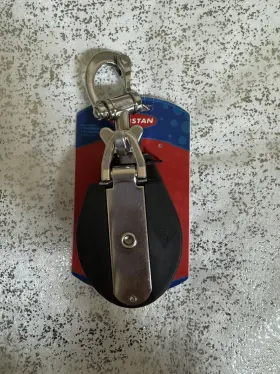 Rf6721 Ronstan Snatch Block With Trunnion Head - 64 Mm
