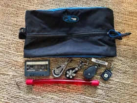 Schaefer 3.5" Hobie Sail Acessory Bag With Blocks And Sailing Inch Must Haves - 3 Vgc Schaefer 3.5" Hobie Sail Acessory Bag With Blocks And Sailing Inch Must Haves - 3 Vgc