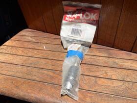 Sta-lok 036-08-5/8 136-08-5/8 Sta-lok Swageless Stud Right Hand With Threads