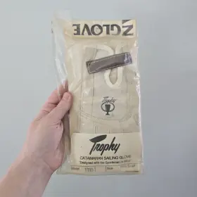 T600-1 Trophy Vintage Catamaran Sailing Gloves Mens Small New Old Stock