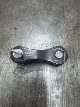 Tylaska Marine And Aerospace Ty1405 H5 Machined Aluminum Halyard Shackles