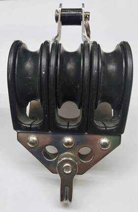 Viadana 206867 Fixed Triple Block 12 Mm Pulley With Beckett