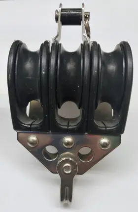 206867 Viadana Fixed Triple Block 12 Mm Pulley With Beckett