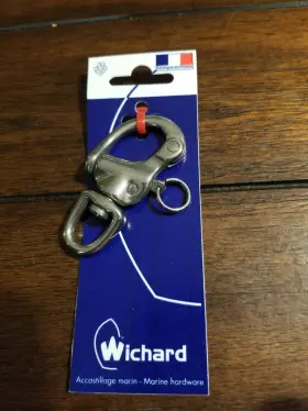 02473 Wichard Marine 2-3/4 Inch Snap Shackle With Swivel Eye - 80mm 2473 New