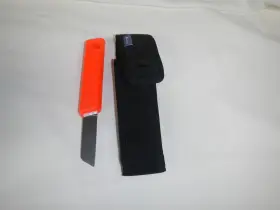 Wich-10009 Wichard Floating Rigging Knife In Case