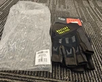 Mustang MA6004: Ep 3250 Open Finger Gloves Gray/black Size Xl New. Price: $49.19.